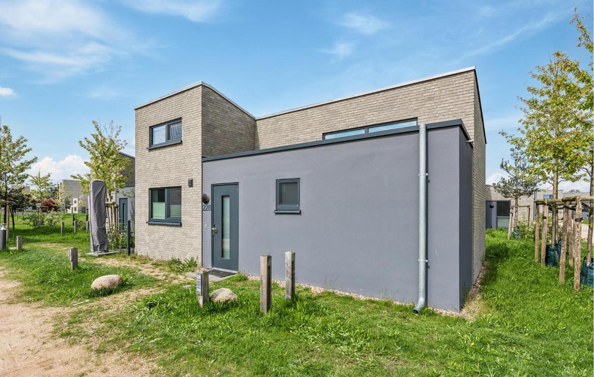 Amazing Home In Lembruch-Duemmer See With Wifi Exterior photo